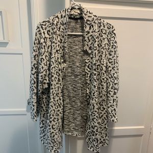 3 for $15 - Oversized Leopard Print Sweater - blazer style cardigan- size 3x